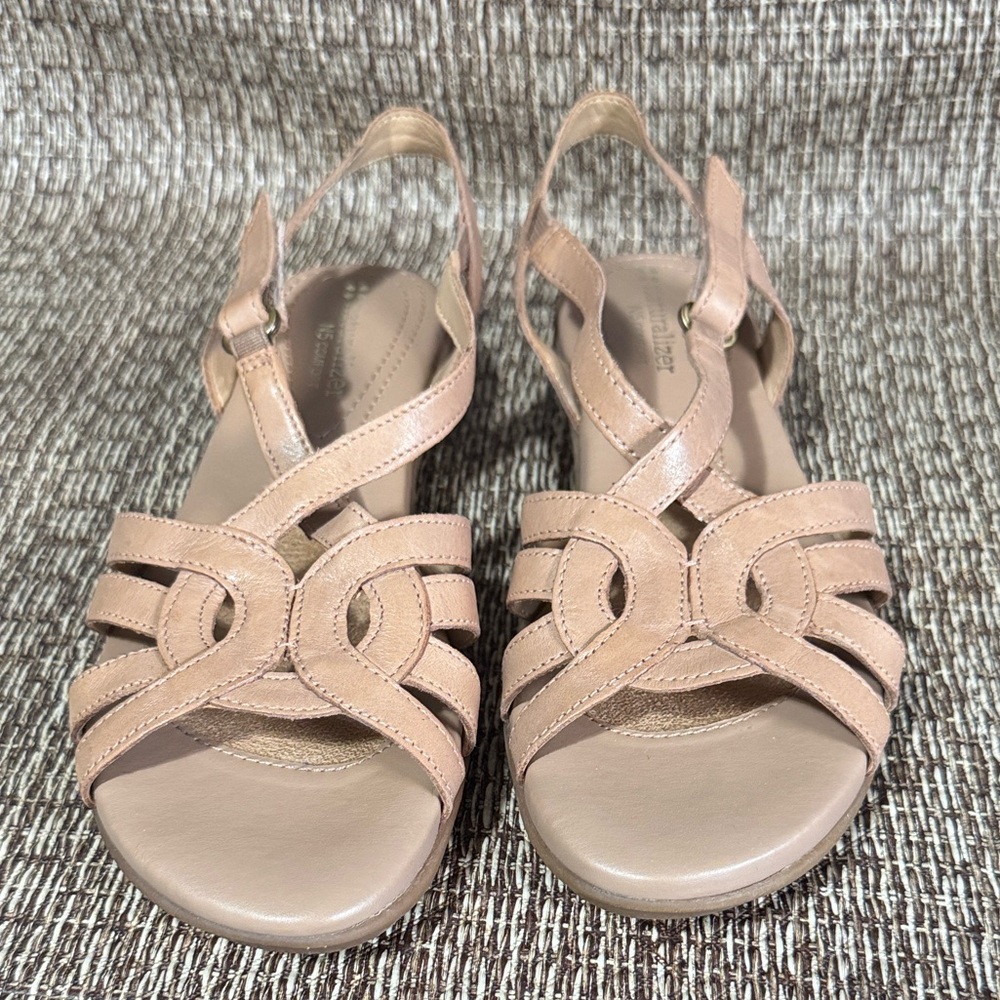 Naturalizer N5 Comfortable Tan Sandals Women’s Size 6.5 Like New